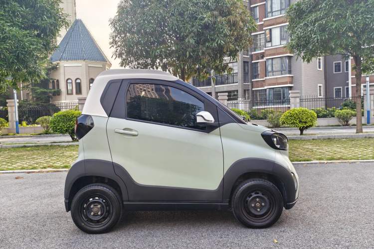 Used Baojun E100 2019 250KM Smart Drive Edition Exterior 5