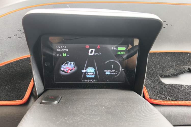 Used Baojun E100 2019 250KM Smart Drive Edition Instrument Cluster