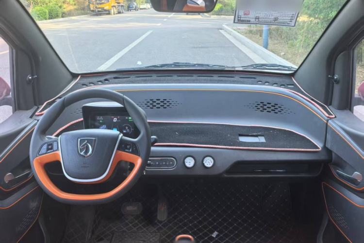 Used Baojun E100 2019 250KM Smart Drive Edition Interior 4