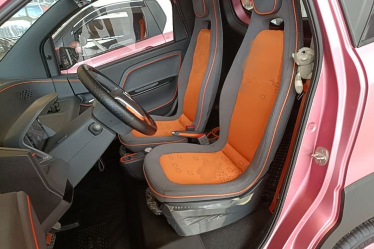 Used Baojun E100 2019 250KM Smart Drive Edition Left Rear Seat