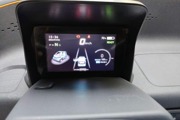 Used Baojun E100 2019 250KM Smart Drive Edition Audio And AC Panel
