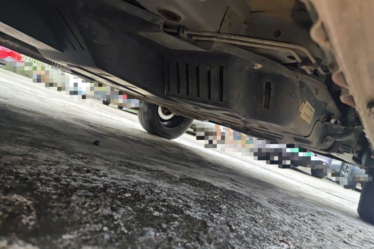 Used Baojun E100 2019 250KM Smart Drive Edition Chassis Front Left