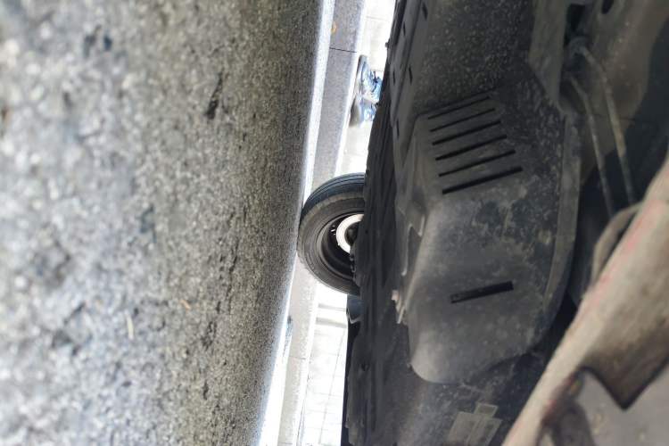 Used Baojun E100 2019 250KM Smart Enjoyment Version Chassis Front Left