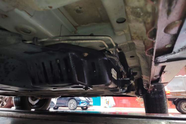 Used Baojun E100 2019 250KM Smart Drive Edition Chassis Front Left