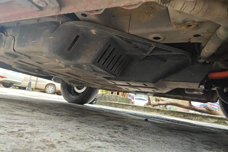 Used Baojun E100 2019 250KM Smart Drive Edition Chassis Front Right