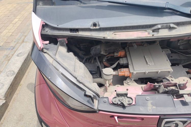 Used Baojun E100 2019 250KM Smart Drive Edition Engine Bay Right