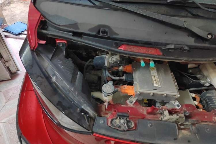 Used Baojun E100 2019 250KM Smart Drive Edition Engine Bay Right