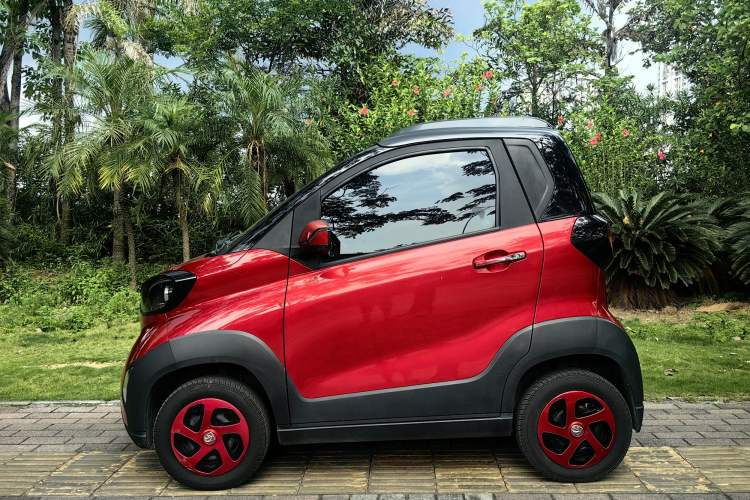 Used Baojun E100 2019 250KM Smart Drive Edition Exterior 3