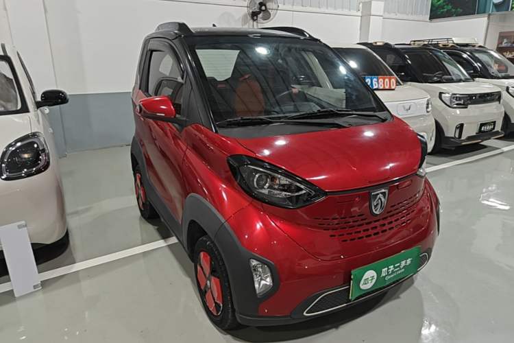 Used Baojun E100 2019 250KM Smart Drive Edition Front Right 45 Deg