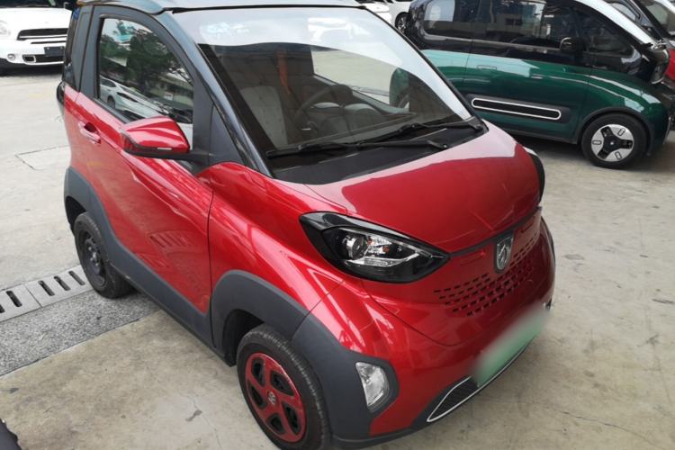 Used Baojun E100 2019 250KM Smart Drive Edition Front Right 45 Deg