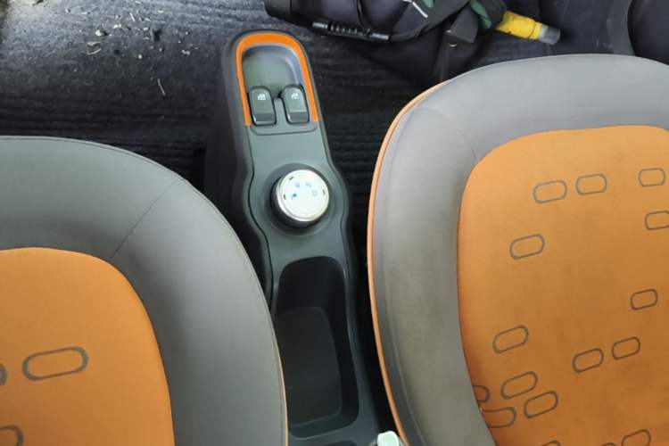 Used Baojun E100 2019 250KM Smart Drive Edition Gear Lever
