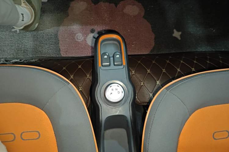Used Baojun E100 2019 250KM Smart Drive Edition Gear Lever