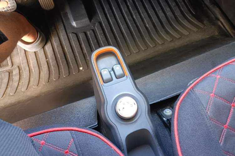 Used Baojun E100 2019 250KM Smart Drive Edition Gear Lever