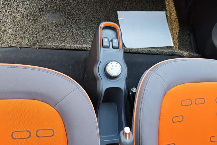 Used Baojun E100 2019 250KM Smart Drive Edition Gear Lever