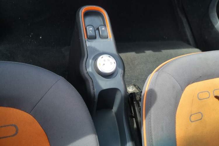 Used Baojun E100 2019 250KM Smart Drive Edition Gear Lever