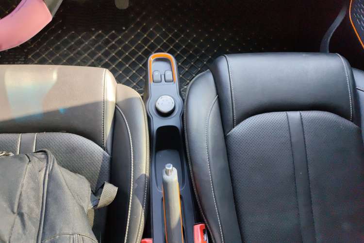 Used Baojun E100 2019 250KM Smart Drive Edition Gear Lever