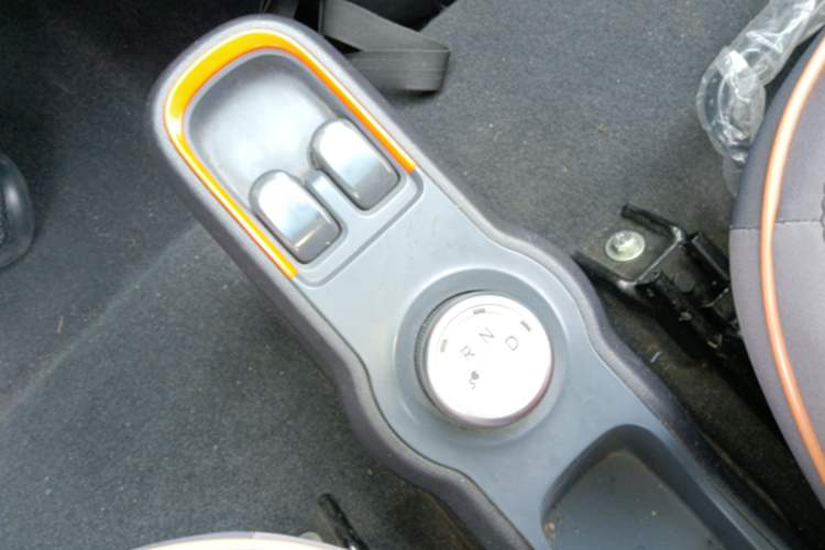 Used Baojun E100 2019 250KM Smart Drive Edition Gear Lever