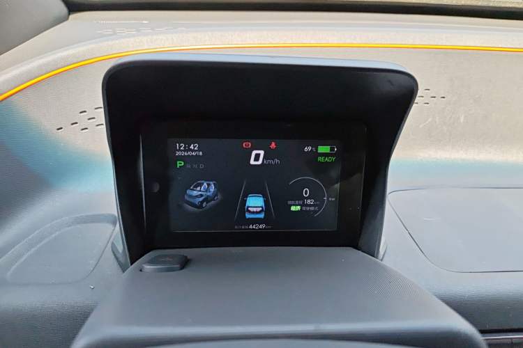Used Baojun E100 2019 250KM Smart Drive Edition Instrument Cluster