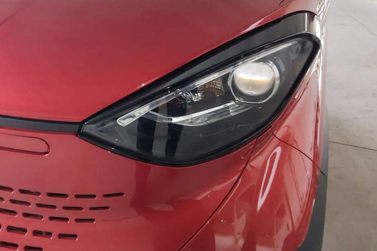 Used Baojun E100 2019 250KM Smart Drive Edition Left Front Headlight