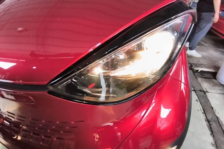 Used Baojun E100 2019 250KM Smart Drive Edition Left Front Headlight