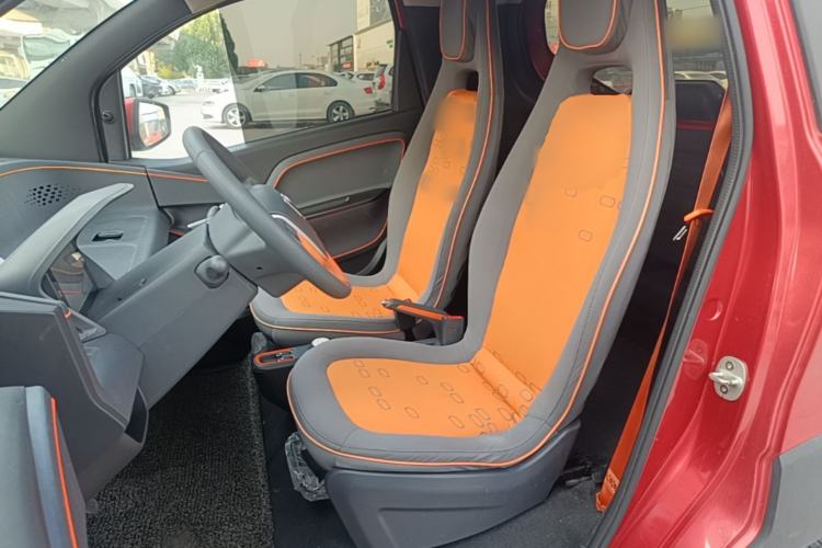 Used Baojun E100 2019 250KM Smart Drive Edition Left Front Seat