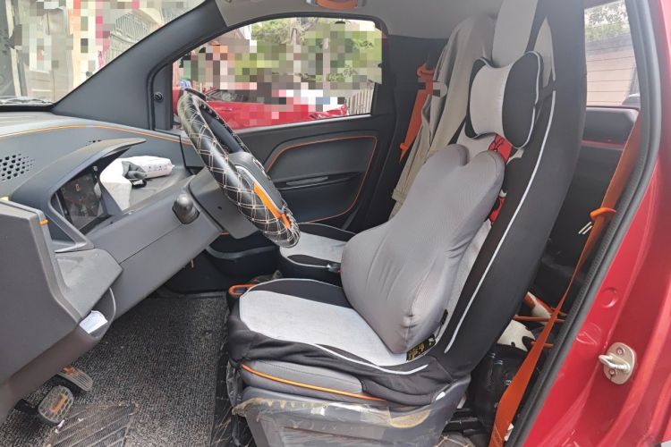 Used Baojun E100 2019 250KM Smart Drive Edition Left Front Seat
