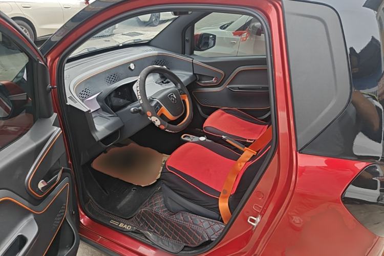 Used Baojun E100 2019 250KM Smart Drive Edition Left Front Seat