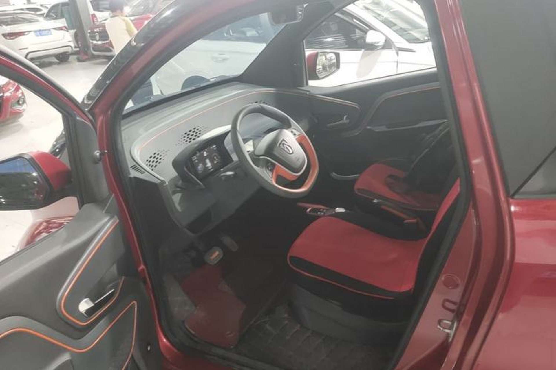 Used Baojun E100 2019 250KM Smart Drive Edition Left Front Seat