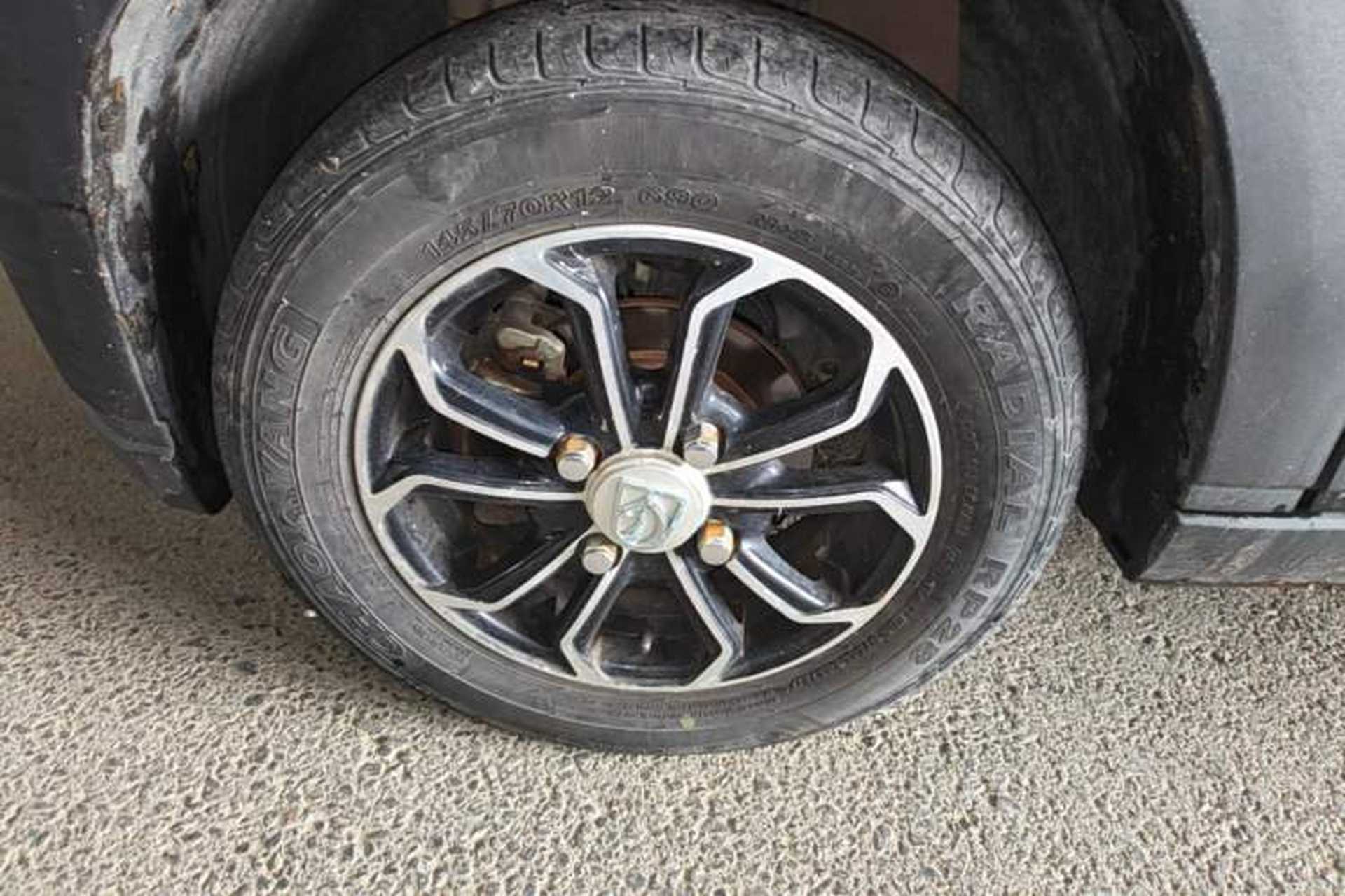Used Baojun E100 2019 250KM Smart Drive Edition Left Front Wheel Hub