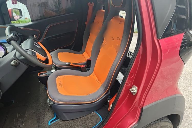 Used Baojun E100 2019 250KM Smart Drive Edition Left Rear Seat