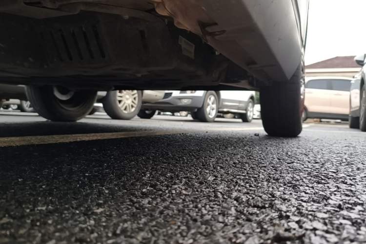 Used Baojun E100 2019 250KM Smart Drive Edition Left Side Sill