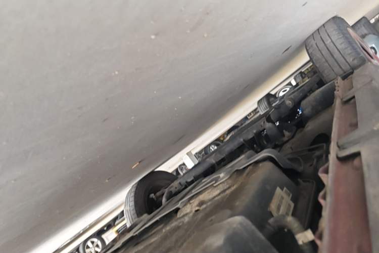 Used Baojun E100 2019 250KM Smart Drive Edition Left Side Sill