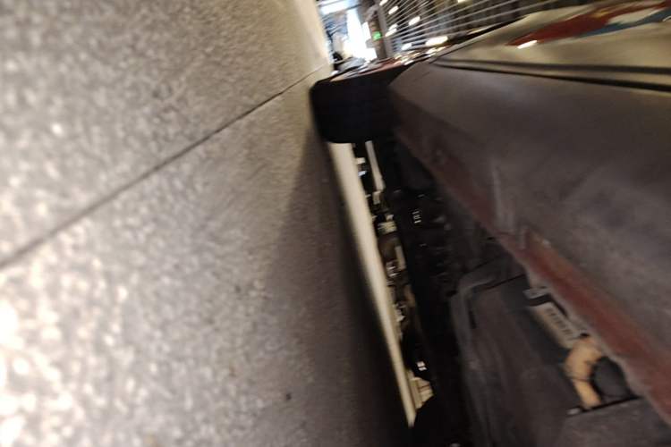 Used Baojun E100 2019 250KM Smart Drive Edition Left Side Sill