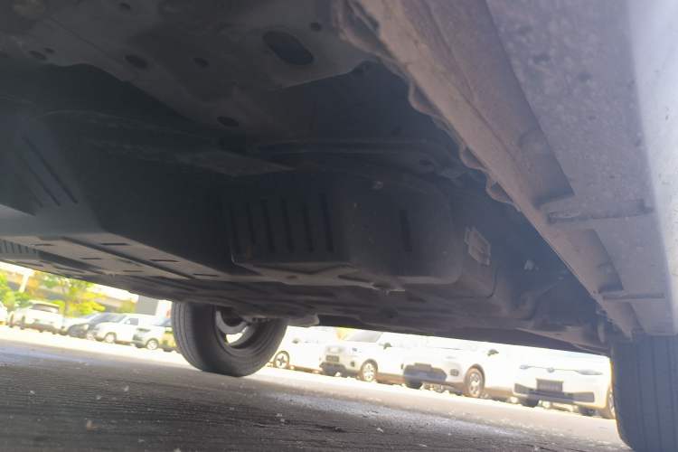 Used Baojun E100 2019 250KM Smart Drive Edition Left Side Sill
