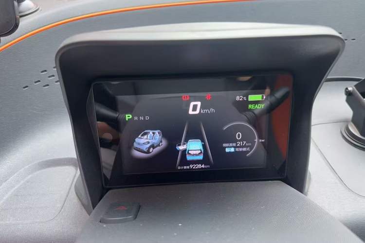 Used Baojun E100 2019 250KM Smart Drive Edition Odometer Close Up