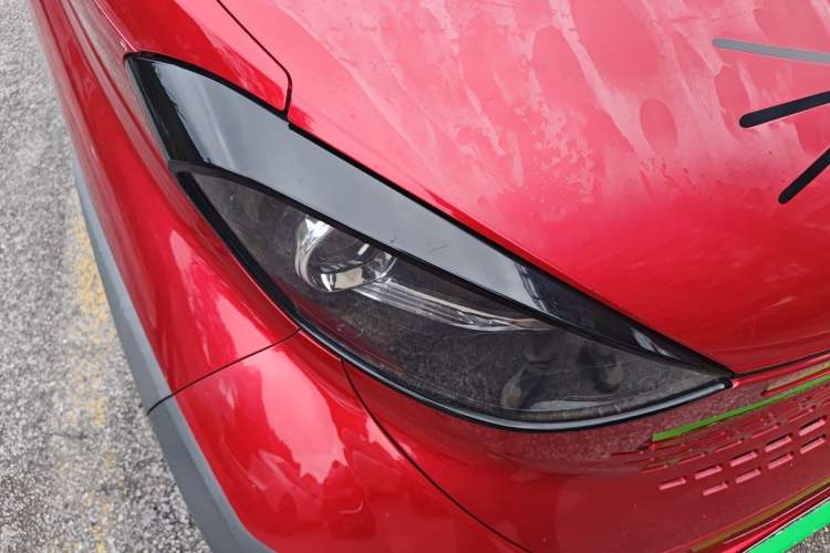 Used Baojun E100 2019 250KM Smart Drive Edition Right Front Headlight