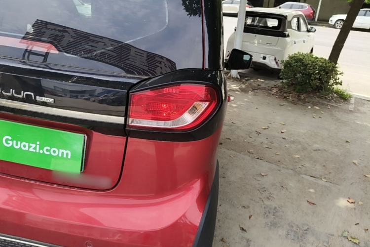 Used Baojun E100 2019 250KM Smart Drive Edition Right Rear Taillight