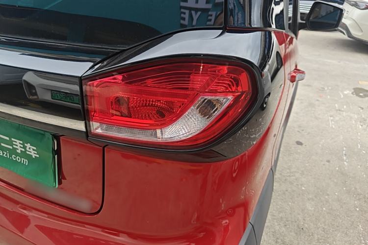 Used Baojun E100 2019 250KM Smart Drive Edition Right Rear Taillight
