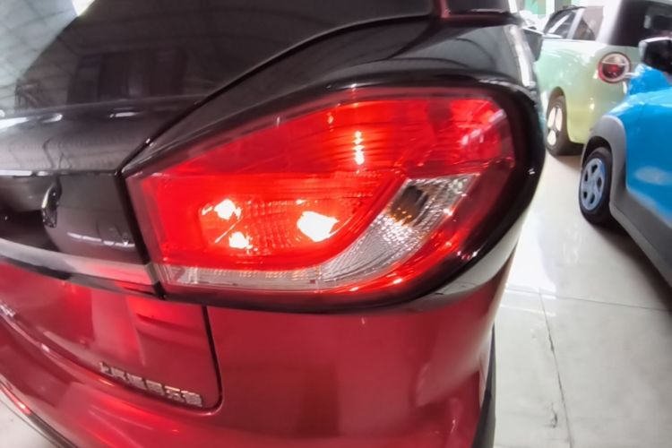 Used Baojun E100 2019 250KM Smart Drive Edition Right Rear Taillight
