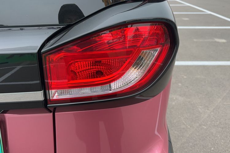 Used Baojun E100 2019 250KM Smart Drive Edition Right Rear Taillight