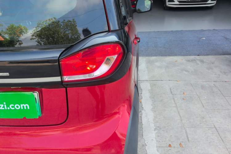Used Baojun E100 2019 250KM Smart Drive Edition Right Rear Taillight