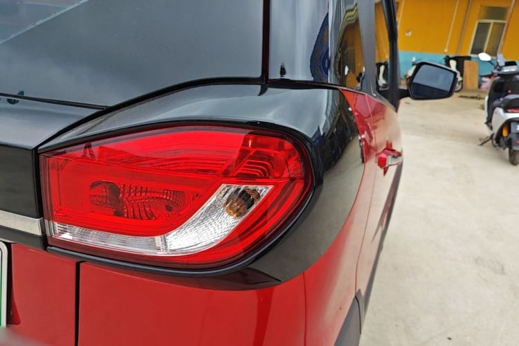Used Baojun E100 2019 250KM Smart Drive Edition Right Rear Taillight
