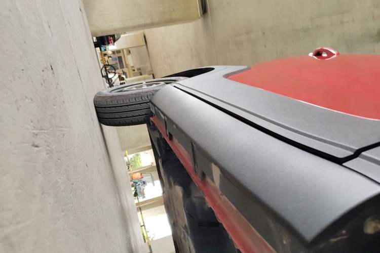Used Baojun E100 2019 250KM Smart Drive Edition Right Side Sill