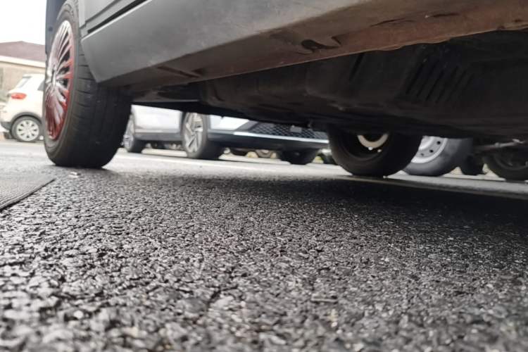 Used Baojun E100 2019 250KM Smart Drive Edition Right Side Sill