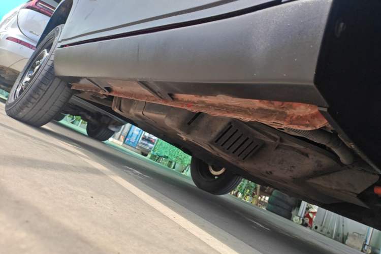Used Baojun E100 2019 250KM Smart Drive Edition Right Side Sill