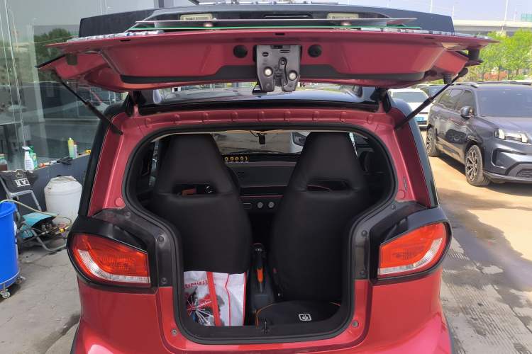 Used Baojun E100 2019 250KM Smart Drive Edition Trunk