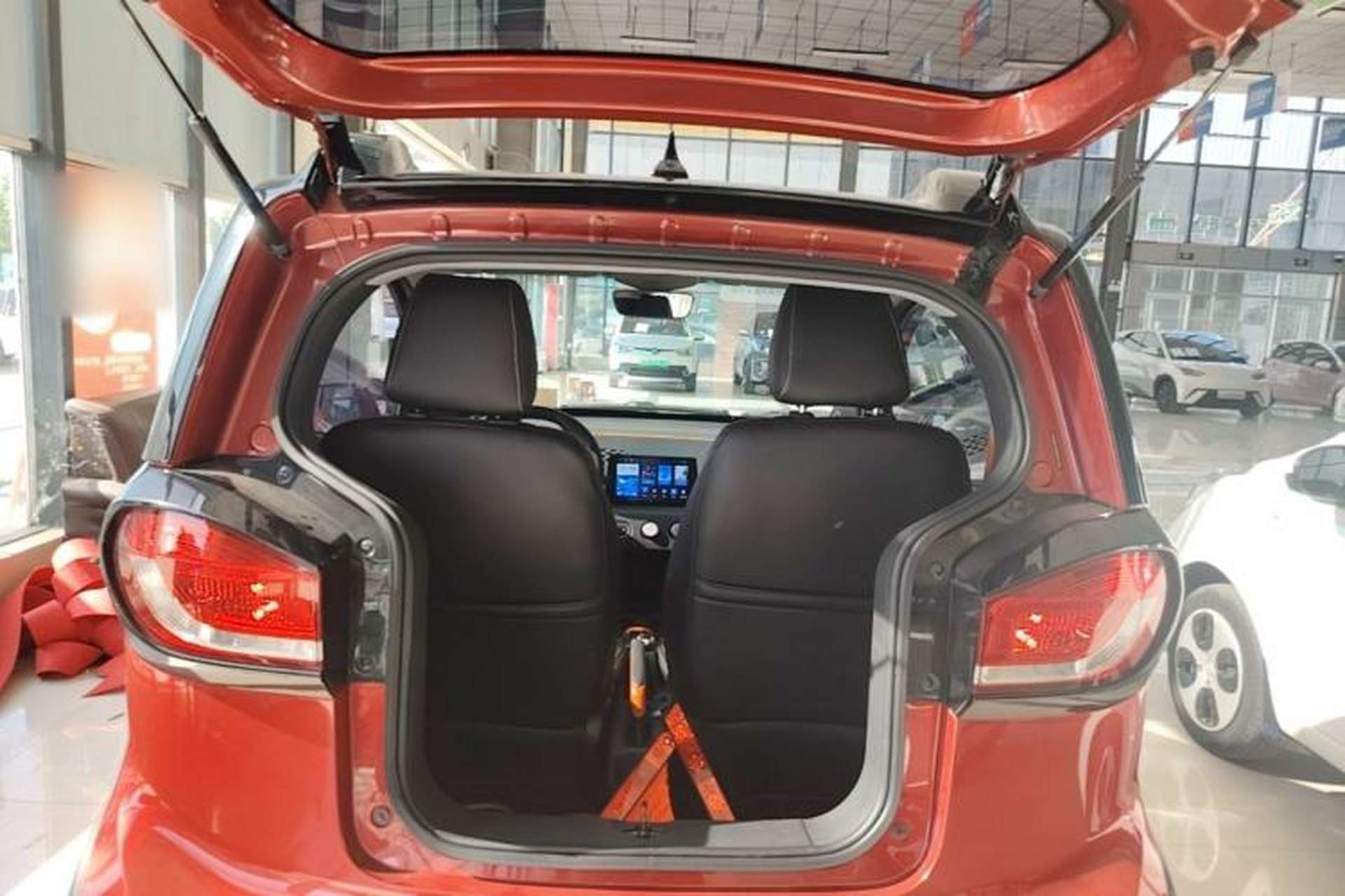 Used Baojun E100 2019 250KM Smart Drive Edition Trunk