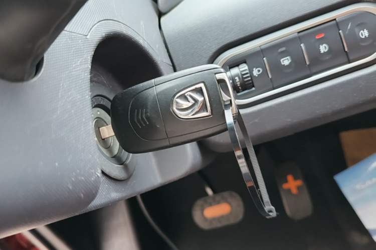 Used Baojun E100 2019 250KM Smart Drive Edition Vehicle Key
