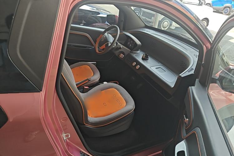Used Baojun E100 2019 250KM Smart Drive Edition Right Front Seat