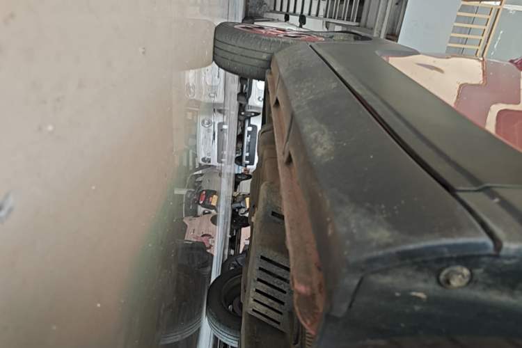 Used Baojun E100 2019 250KM Smart Drive Edition Right Side Sill